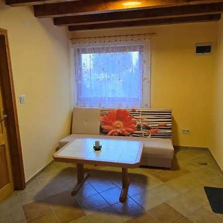 Joker Vendégház-horgásznyaraló